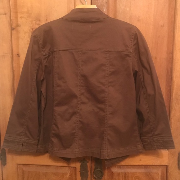 Spring jacket - Picture 2 of 2